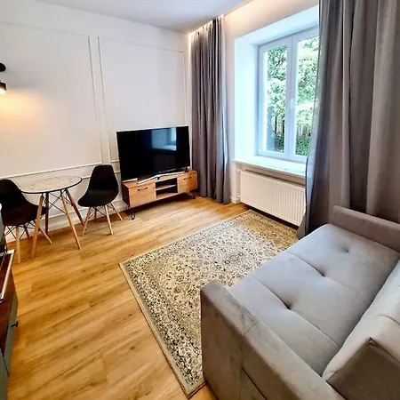 Apartment Old Ochota Prime *