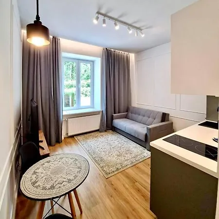 Apartment Old Ochota Prime Warsaw